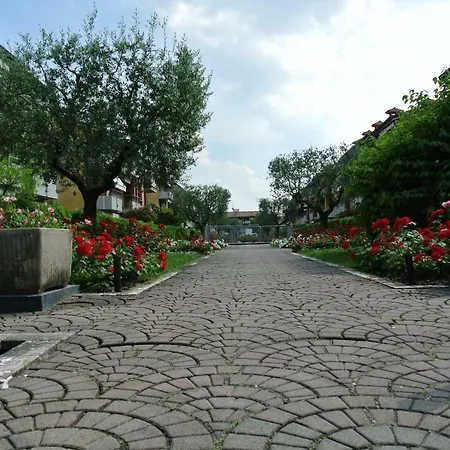 Garda Casa Camelia *